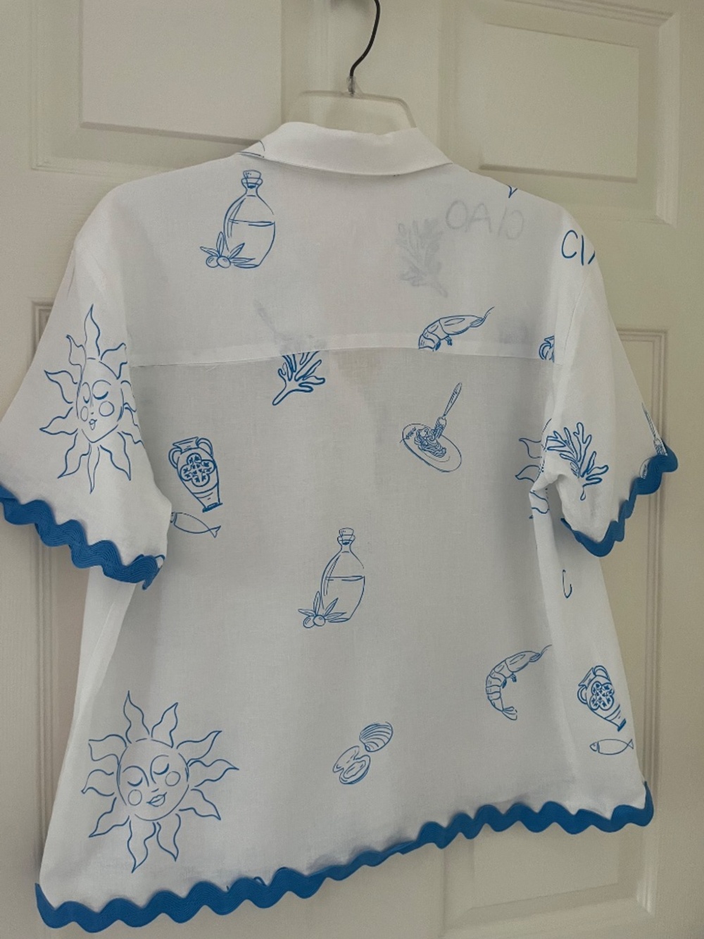 Seaside and Italian themed blouse - Picture 2 of 11